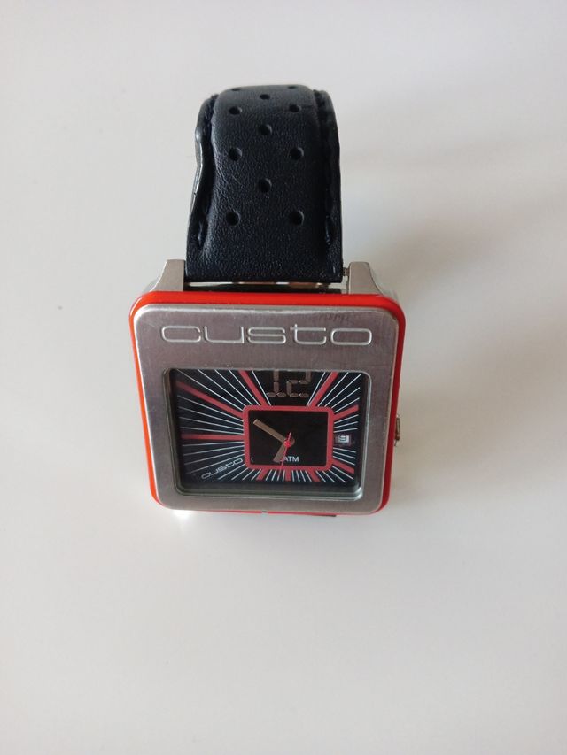 Reloj CUSTO BARCELONA