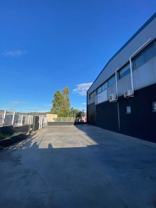 Nave industrial en venta en Sant Vicenç dels Horts