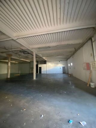 Nave industrial en venta en Sant Vicenç dels Horts