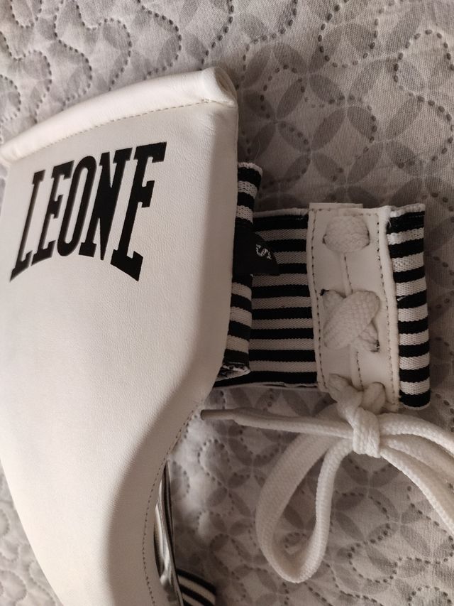 Equipo de protección LEONE para mujer