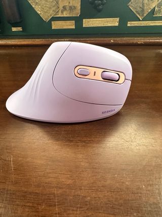 Seenda Ratón ergonómico con jiggler  Ratón vertical inalámbrico con conexión multidispositivo Bluetooth o USB reduce la tensión de la muñeca clic silencioso compatible con PC portátil Mac