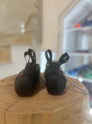 Pies Gato Decathlon, suela Vibram, 35