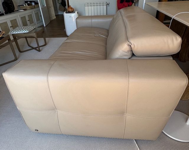 Sofá Natuzzi Brio 2761 Piel Beige