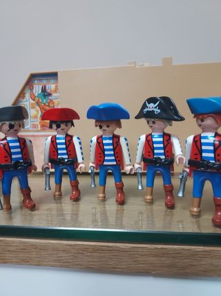 Playmobil Piratas - 5 Figuras
