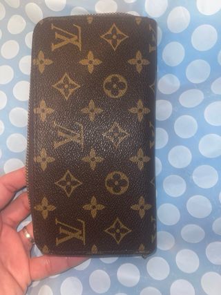 Cartera Louis Vuitton marrón 