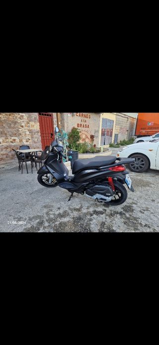 Vendo moto Piaggio Medley 125S
