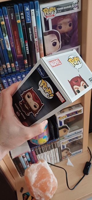 Funko Pop! Scarlet Witch #823