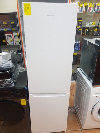 Nevera Cecotec 180x54x57 No Frost