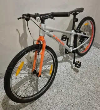 Bici Trek Wahoo de 24" super ligera como nueva