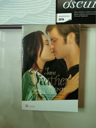 Lote de tres novelas románticas