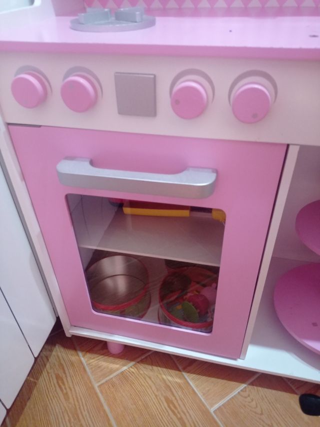 Cocina juguete madera rosa