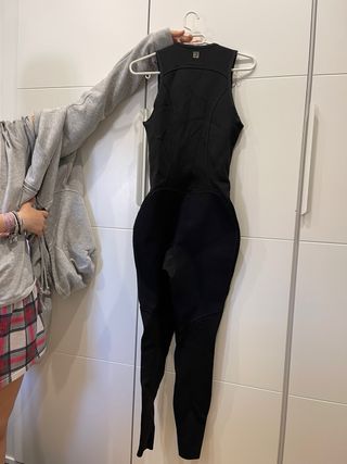 Traje neopreno sin mangas