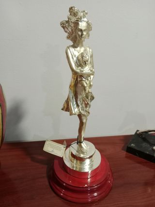 Escultura Madre. Plata
