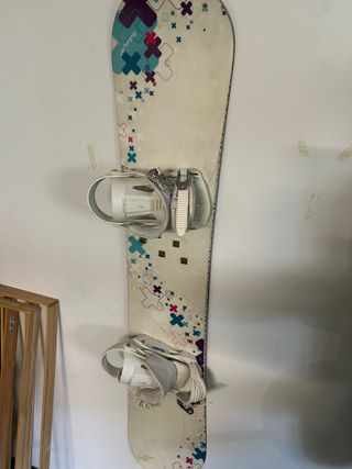 Tabla snowboard volkl Melody 147