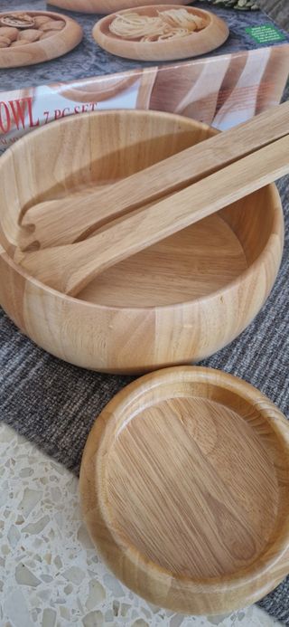 Wooden bowl. Siete piezas madera sin estrenar