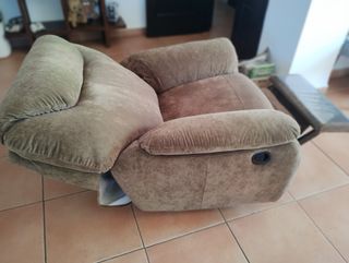 Sillón reclinable marrón