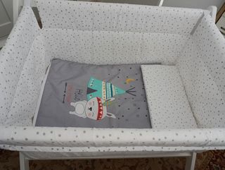 Minicuna + colchón extra
