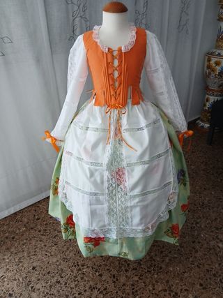 Traje huertana niña