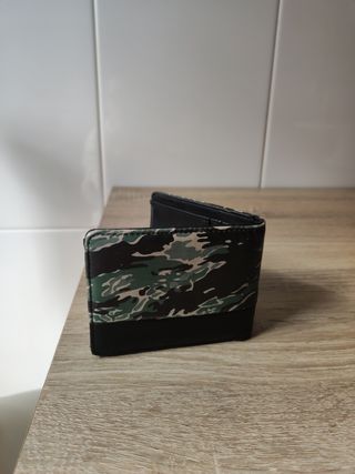 Cartera Pull&Bear camuflaje
