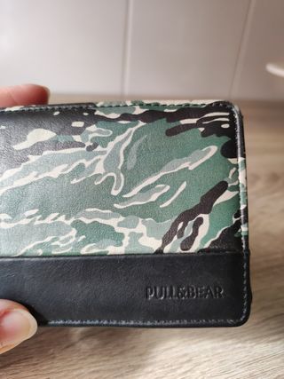 Cartera Pull&Bear camuflaje