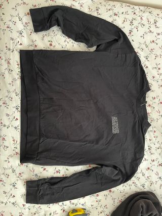 Pack de sudaderas y pañuelo