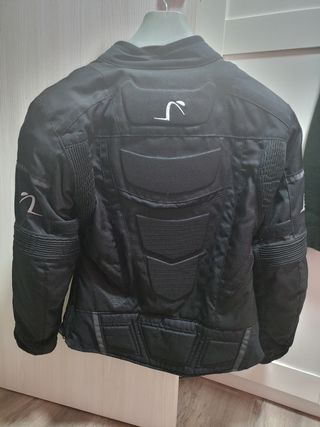 Chaqueta moto c/protecciones