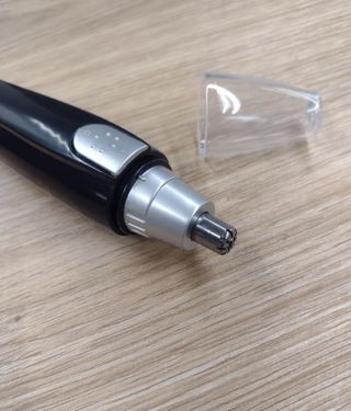 Rasoio Elettrico Per Naso e Orecchie