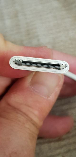 Cable USB 30pin iPhone antiguo