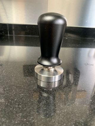 Cafetera espresso Delonghi +molinillo y accesorios