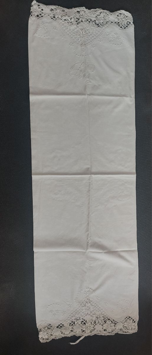 Funda de almohada antigua 