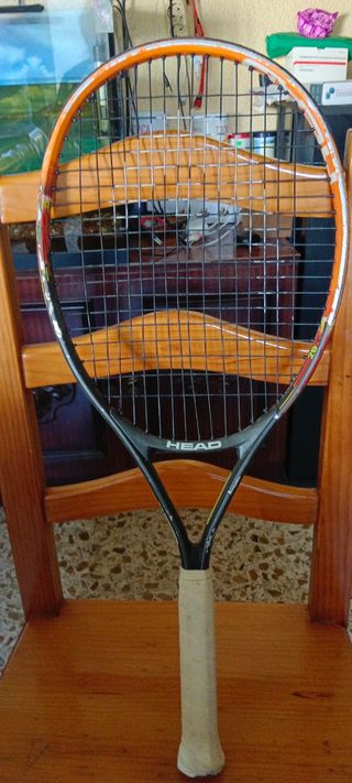 Raqueta Head Radical 26