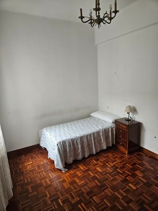 Piso con terraza en Juan de Herrera para fijo