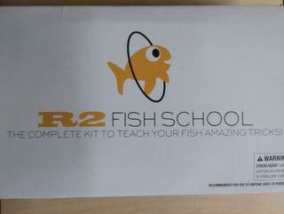 Sistema de entrenamiento para peces (Acuario)