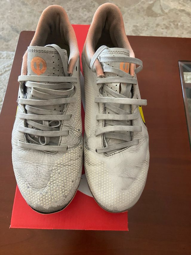 Zapatillas fútbol césped