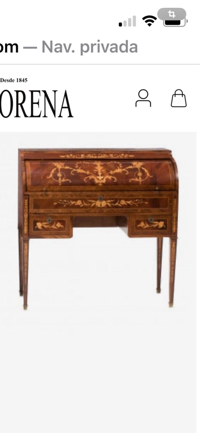 Buró de tambor de estilo holandés España a mediados del siglo XX