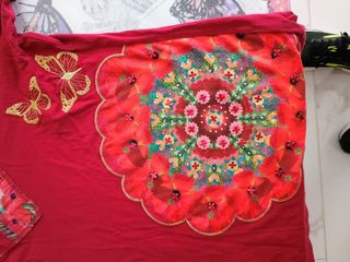 Camiseta Desigual 