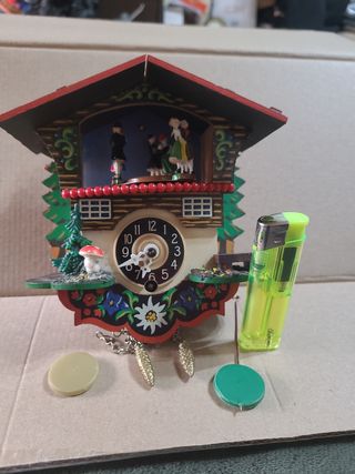 Mini reloj cuco cucut con carrusel 