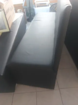 Sofá Negro Cuero Sintético