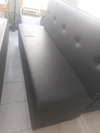 Sofá Negro Cuero Sintético