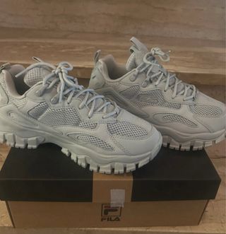 Zapatillas Fila Gris - Nuevas