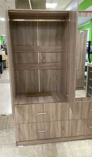 SUPER OFERTA ARMARIO CUATRO PUERTAS W