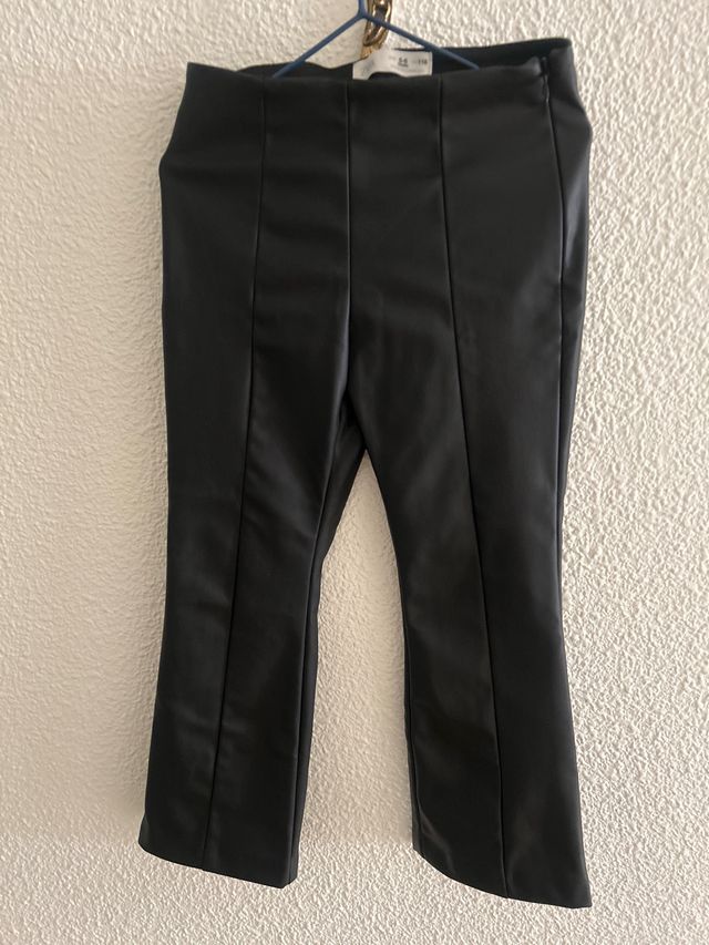 Pantalón tipo piel niña flare talla 5 6 zara