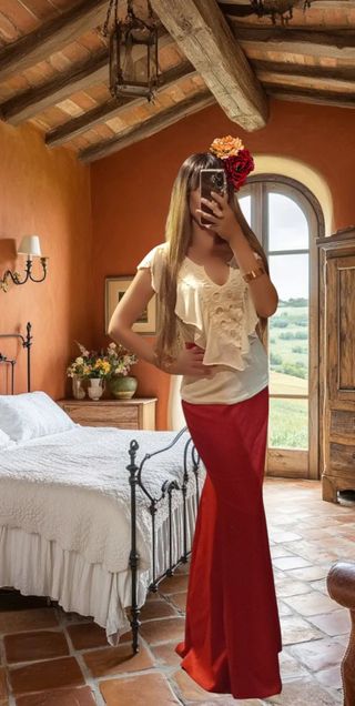Conjunto Falda roja y encaje blanco 