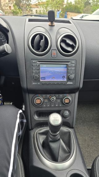 Nissan Qashqai+2 2010