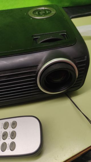 Proyector Optoma HD 700x