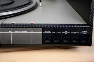 Tocadiscos Tangencial automático Ocnoson CR 4100
