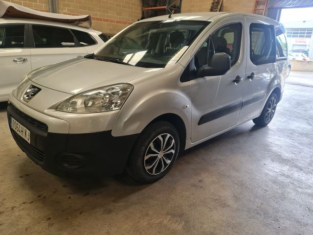 Peugeot Partner 2012