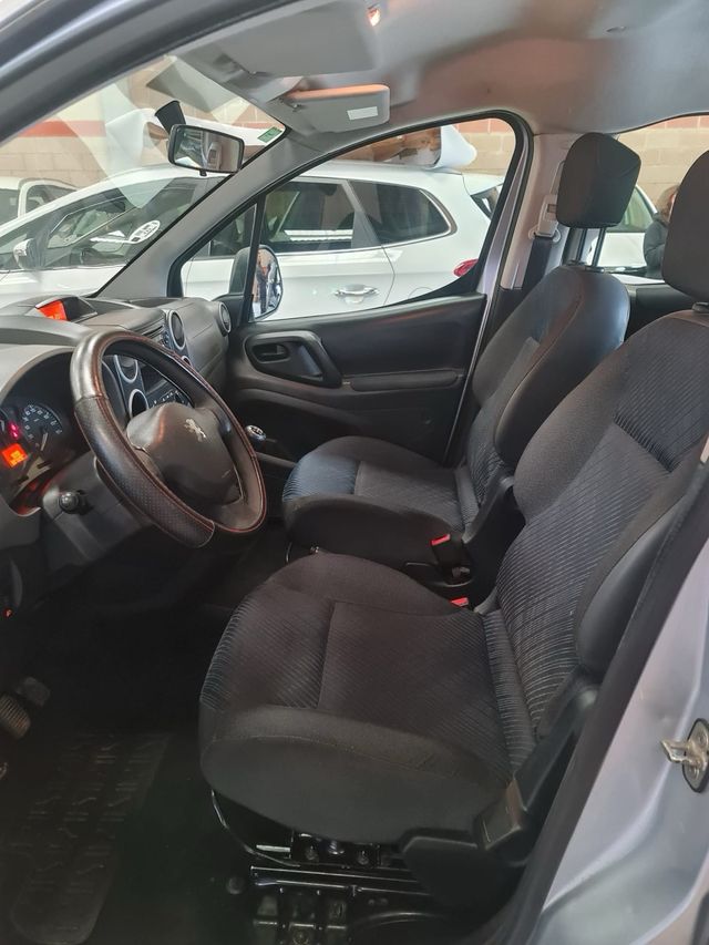 Peugeot Partner 2012