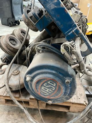 Grúa Jaso 1t - Cabrestante y mando