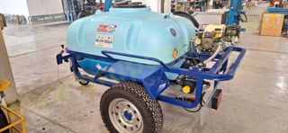 TINAS ARRASTRADAS PARA TODO TERRENO DE 1000 LITROS